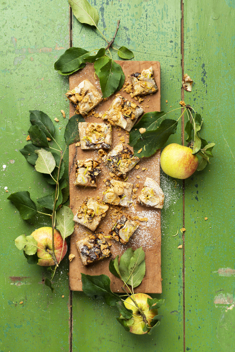 MESTEMACHER LA PINSA MIT ZUCCHINI UND RINDERSCHINKEN
