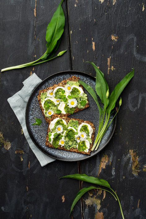 UNSER PURES mit Bärlauchbutter